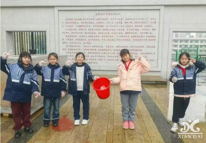 三月“锋”暖，精神代代传
